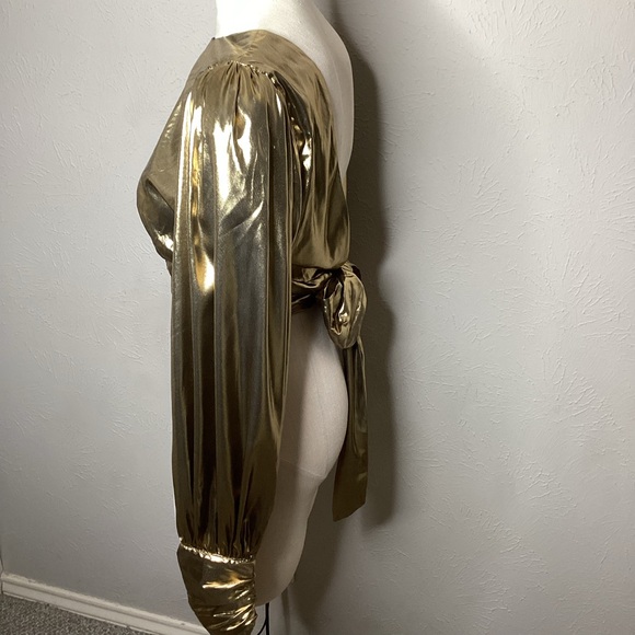 Camila Coelho Metallic Gold Cropped Top L - Picture 4 of 12